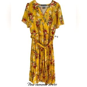 Summer flower midi dress . Brand new 🌸